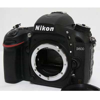 Nikon jR | D600 {fBbÔ承i 82000~