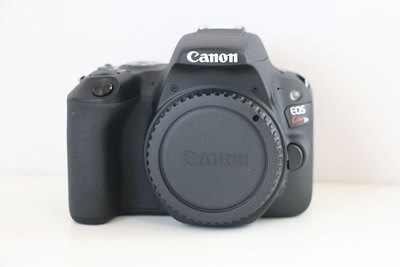 【買取実績】Canon キャノン EOS Kiss X9 レンズキット