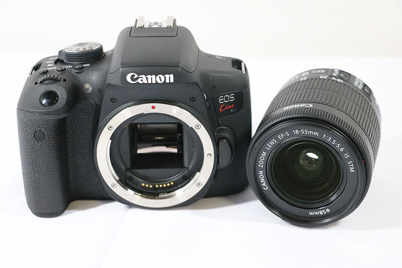 【買取実績】Canon キャノン EOS Kiss X8i EF-S18-55 IS STM レンズキット