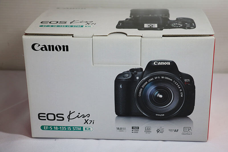 【買取実績】Canon キャノン EOS Kiss X7i EF-S18-135IS STM レンズキット