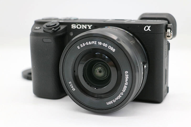 【買取実績】SONY ソニー α6400 ILCE-6400L パワーズームレンズキット アクセサリーキット付き