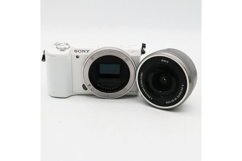 【買取実績】SONY ソニー α5100 ILCE-5100Lパワーズームレンズキット W ホワイト