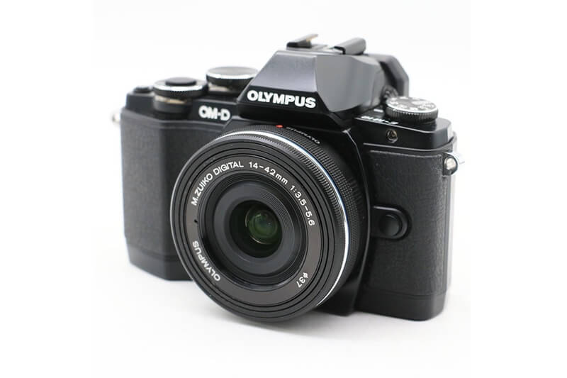 【買取実績】オリンパス OM-D E-M10 ブラック 14-42mm EZレンズキット