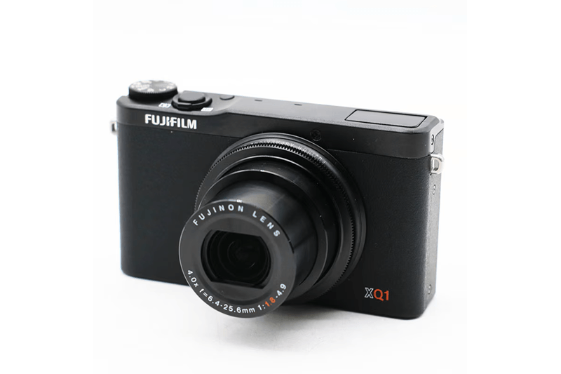 FUJIFILM 富士フイルム デジタルカメラ XQ1