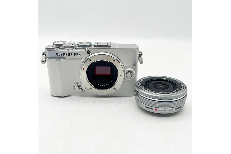 【買取実績】OLYMPUS オリンパス PEN E-P7 14-42mm EZ レンズキット ホワイト